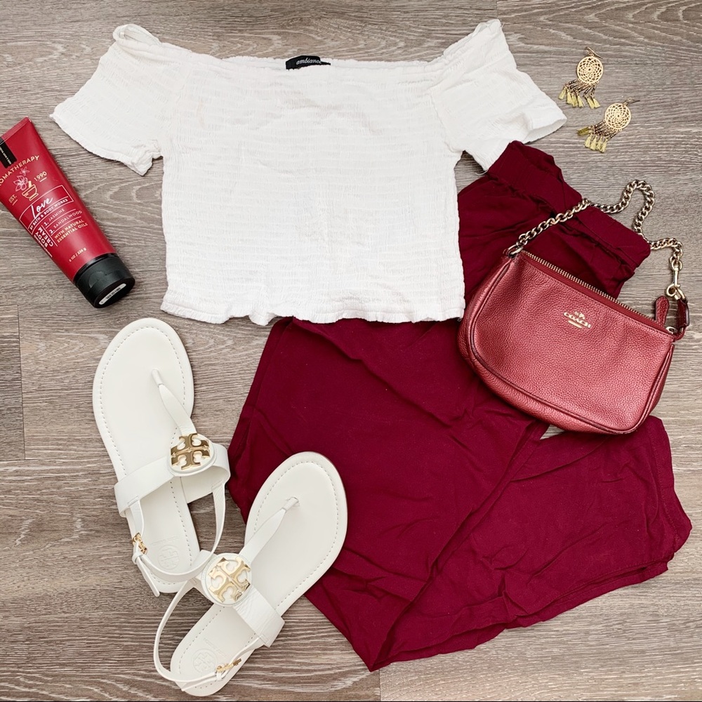 Boho Chic Ribbed Crop Top - Picture 2 of 4
